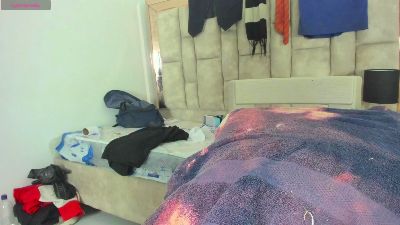 Titan_Moreno live cam on Cam4