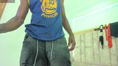 Titan_Moreno live cam on Cam4