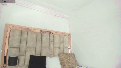 Titan_Moreno live cam on Cam4