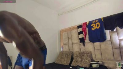 Titan_Moreno live cam on Cam4