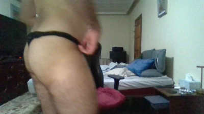 Titanico22 live cam on Cam4