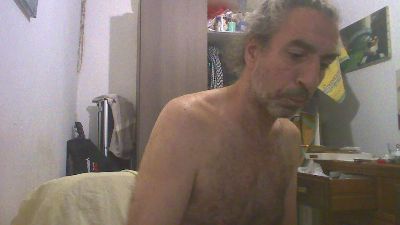 Titou06100 live cam on Cam4