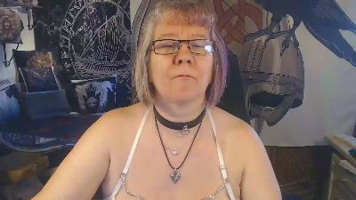Titten_Luder live cam on Cam4