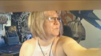 Titten_Luder live cam on Cam4