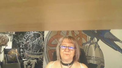 Titten_Luder live cam on Cam4