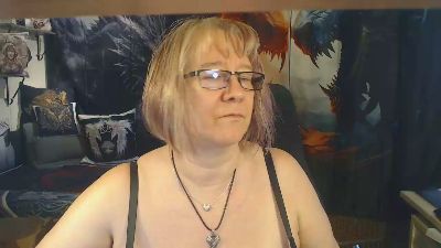 Titten_Luder live cam on Cam4