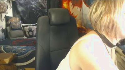 Titten_Luder live cam on Cam4