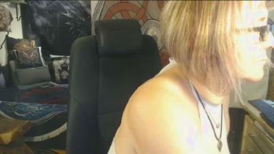 Titten_Luder live cam on Cam4