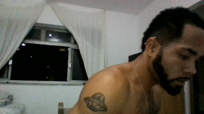 Titto2333 live cam on Cam4