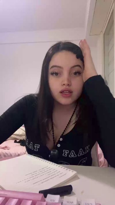 Tj_martitontita live cam on Cam4