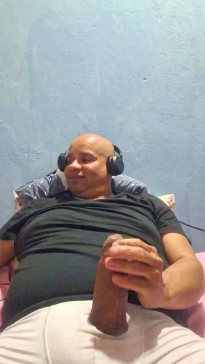 Tocce live cam on Cam4