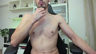 ToddClaytonn live cam on Cam4