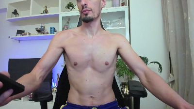 ToddClaytonn live cam on Cam4