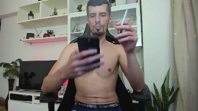 ToddClaytonn live cam on Cam4