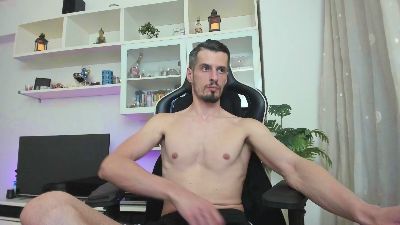 ToddClaytonn live cam on Cam4