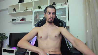 ToddClaytonn live cam on Cam4