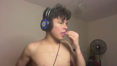 Todd_Warren live cam on Cam4