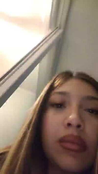 TokyoNaomi live cam on Cam4