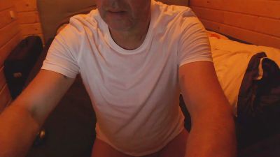 Tom03zeigegeil live cam on Cam4