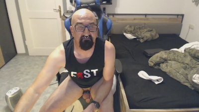 TomCamPig live cam on Cam4