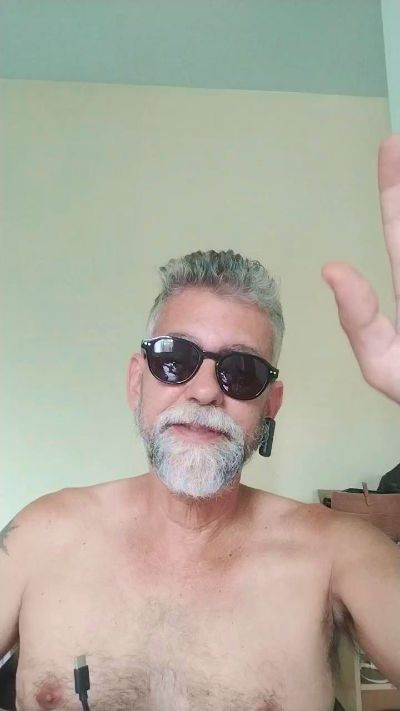 TomZyon live cam on Cam4