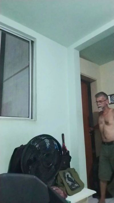 TomZyon live cam on Cam4