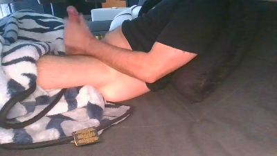 Tom_98 live cam on Cam4