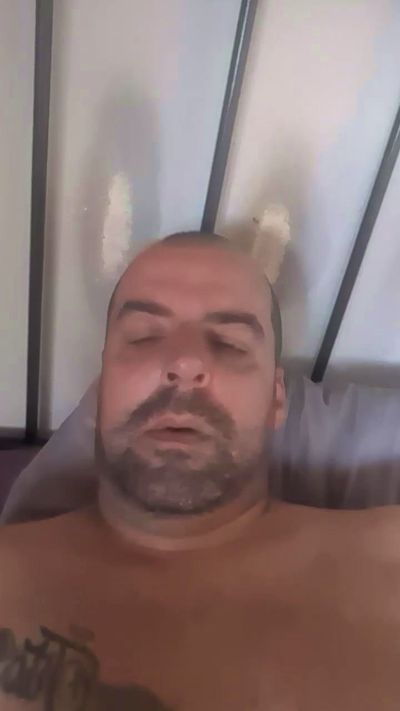 Toma23ya live cam on Cam4