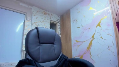 Tomboygirl live cam on Cam4