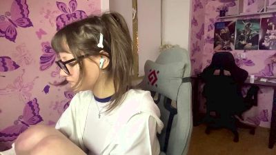 TomiGarriepy live cam on Cam4