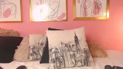 TomieeDarkk live cam on Cam4