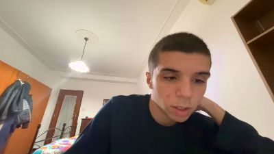 TomksHawks231 webcam hombre en vivo desde Italia