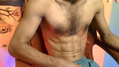 Tomly live cam on Cam4