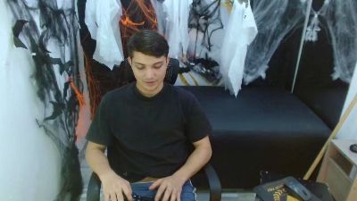 TommyDans live cam on Cam4