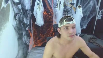 TommyDans live cam on Cam4