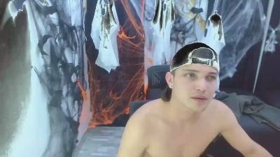 TommyDans live cam on Cam4