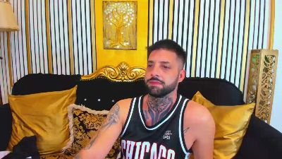 TommyDum live cam on Cam4