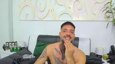 TommyDum live cam on Cam4
