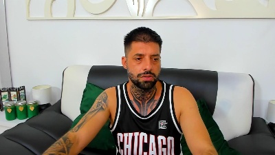 TommyDum live cam on Cam4