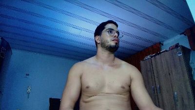 Tommy_John live cam on Cam4