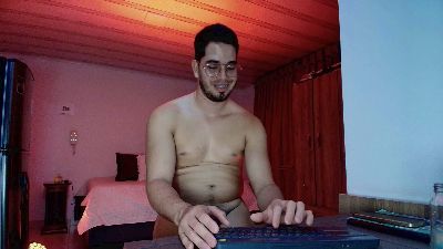 Tommy_John live cam on Cam4