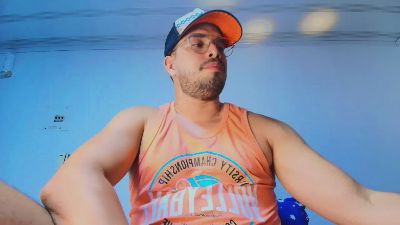Tommy_John live cam on Cam4