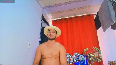 Tommy_John live cam on Cam4