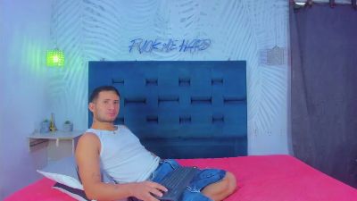 Tommy_Miller4 live cam on Cam4
