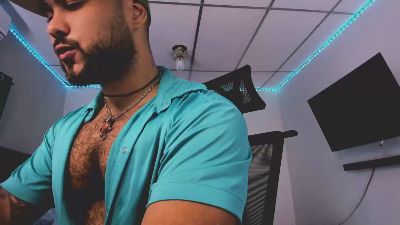 Tommy_Sccot live cam on Cam4