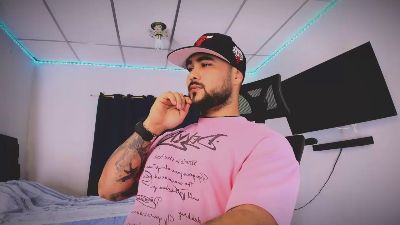 Tommy_Sccot live cam on Cam4