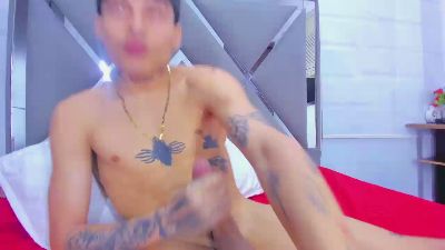 Tommy_Sex19 live cam on Cam4