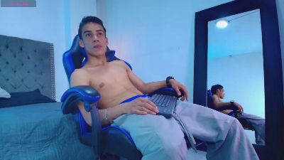 Tommy_West_ live cam on Cam4