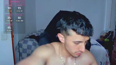 Tommy_bred live cam on Cam4