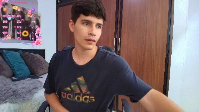 Tommy_carlos live cam on Cam4